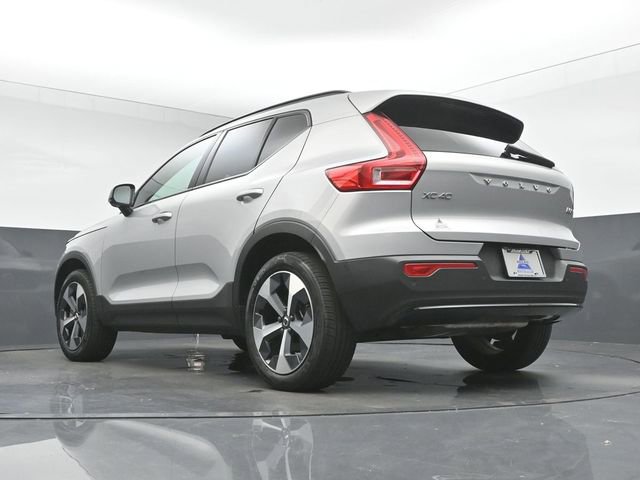 Used 2024 Volvo XC40 B5 Plus w/ Protection Package Premier image 40