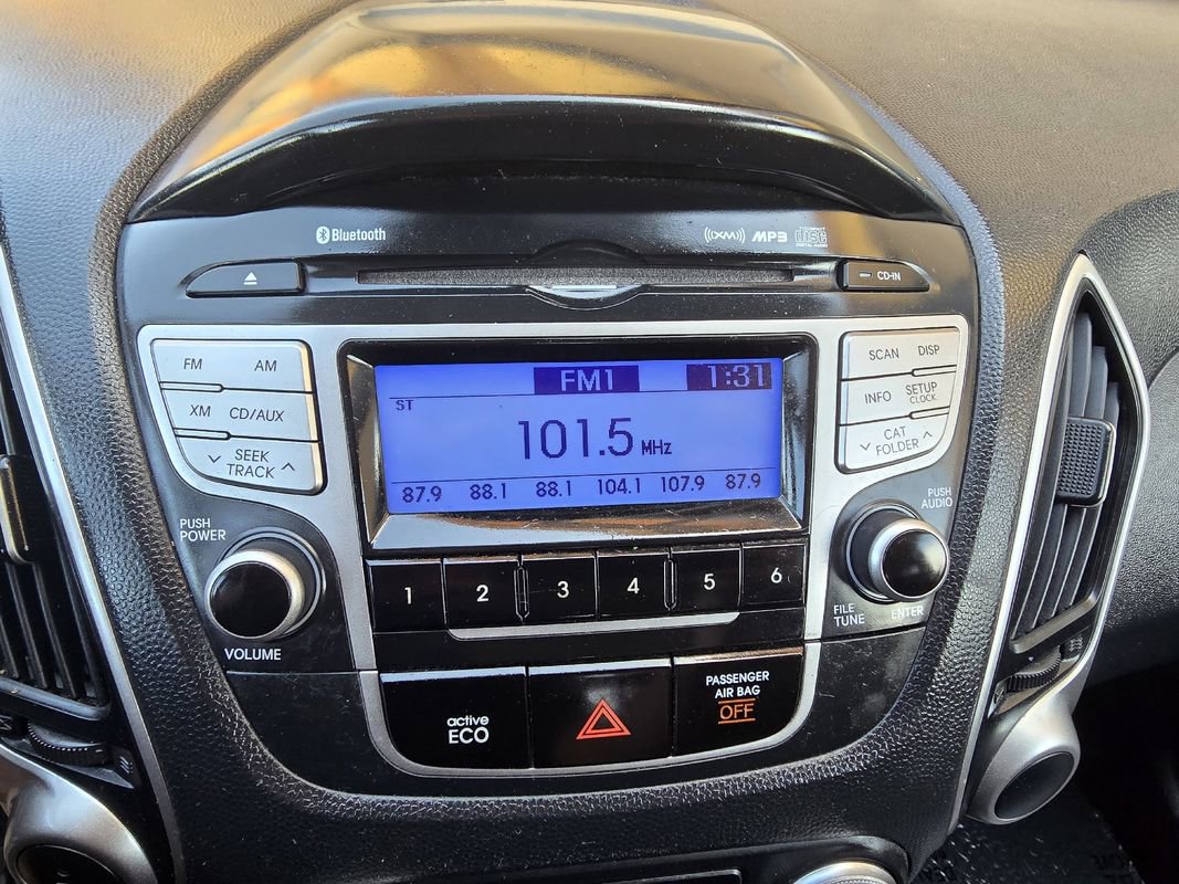 Used 2013 Hyundai Tucson GLS image 32