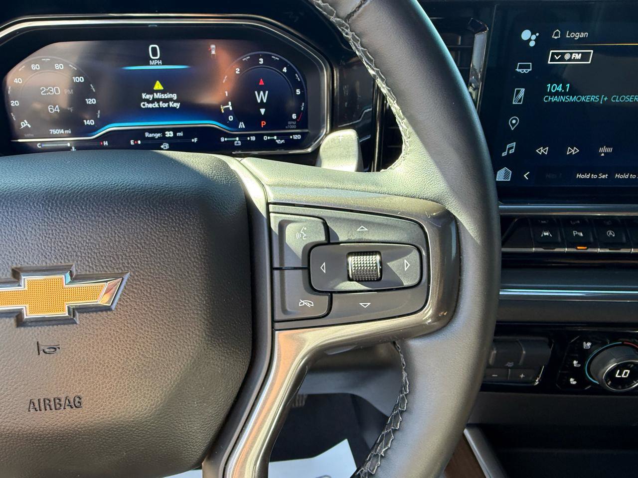 Used 2024 Chevrolet Silverado 1500 High Country w/ Technology Package image 19