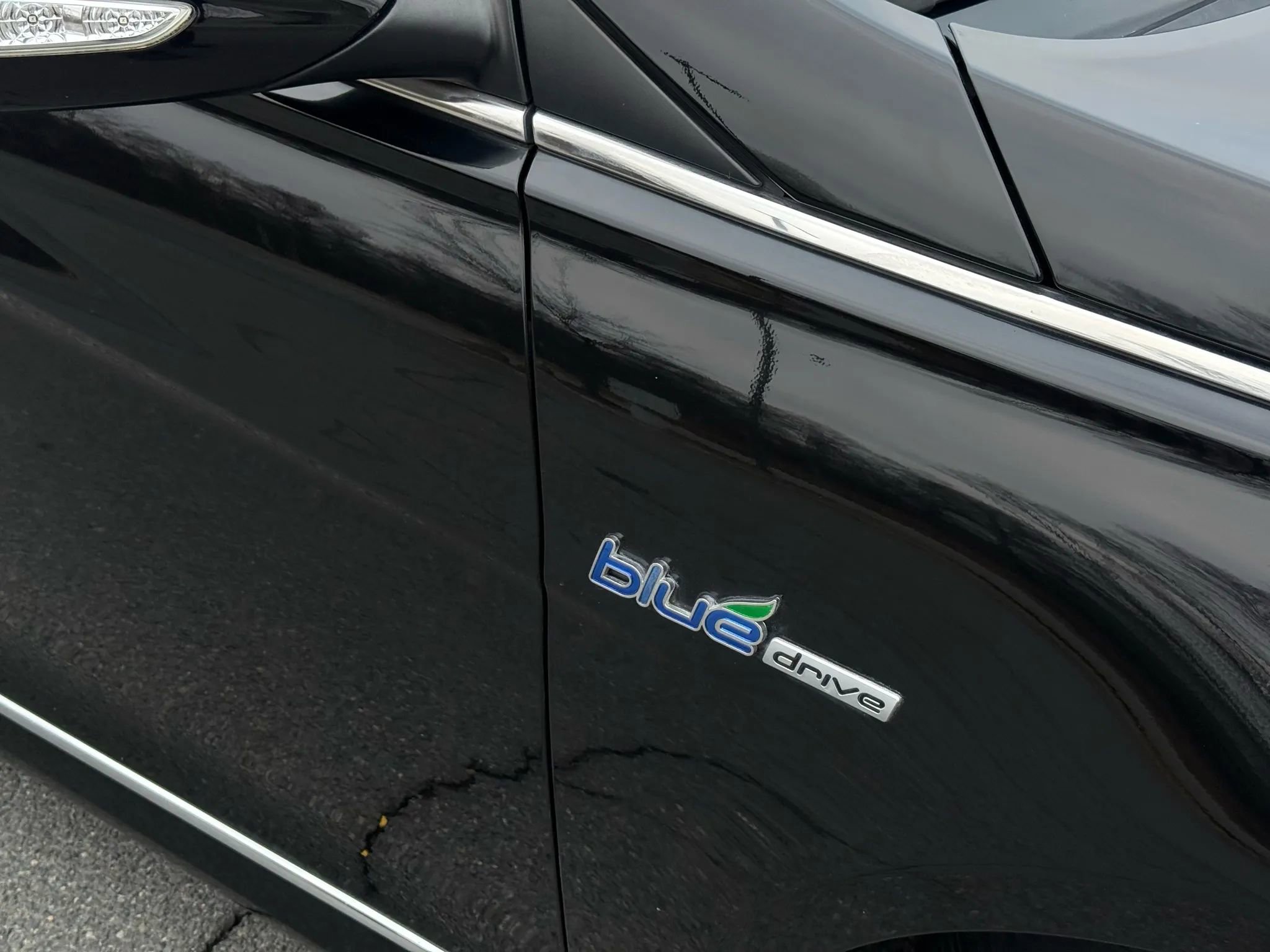 Used 2012 Hyundai Sonata Hybrid w/ Leather Pkg image 4