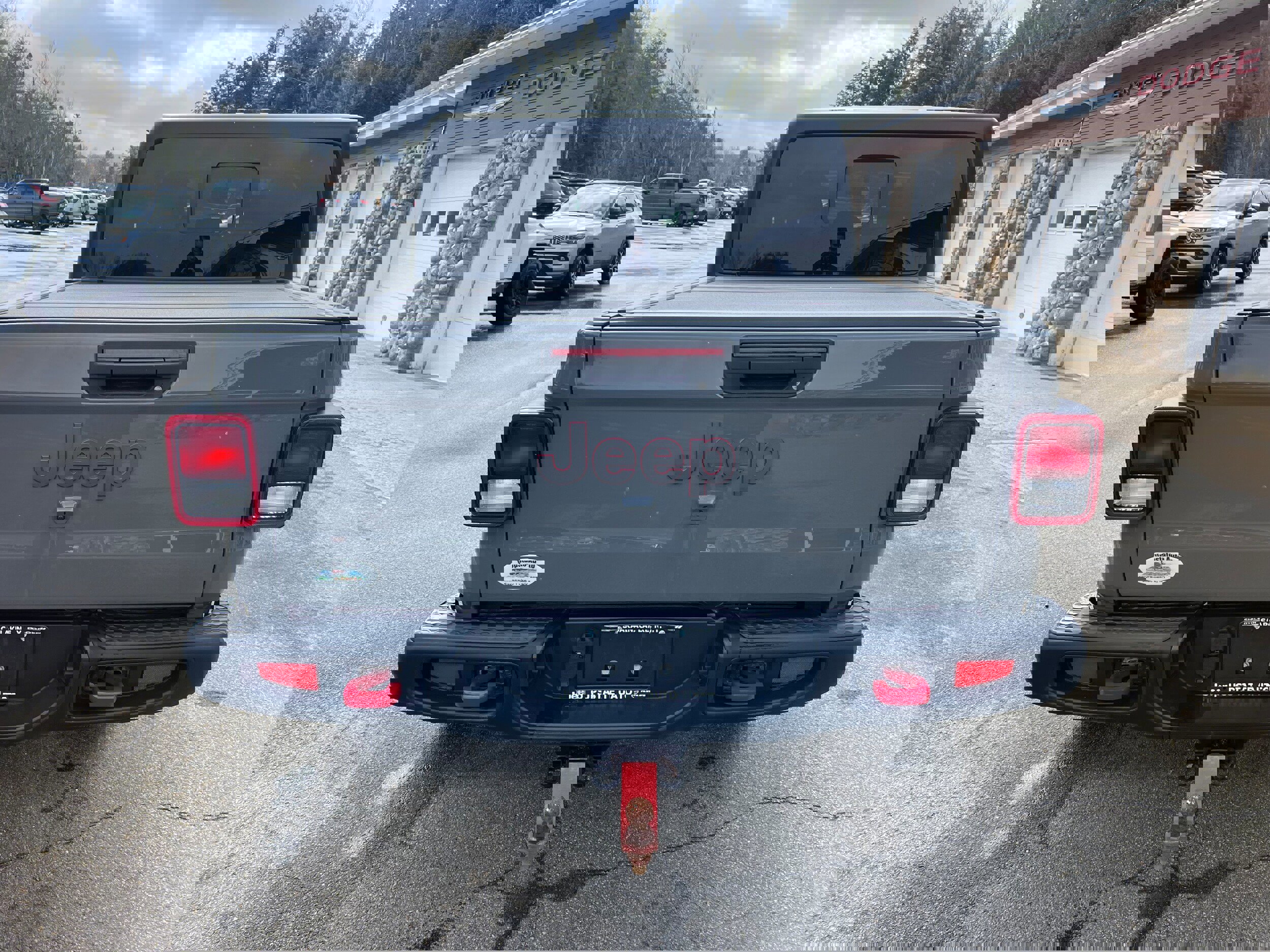 Used 2023 Jeep Gladiator Rubicon w/ Cold Weather Group image 6