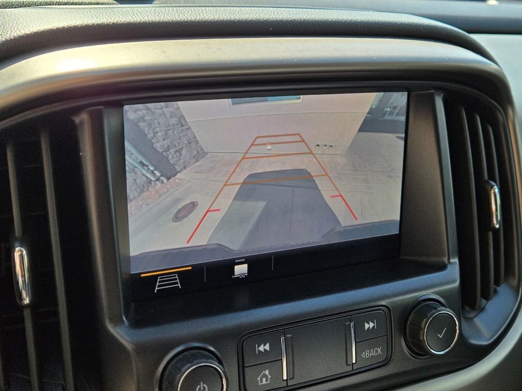 Used 2021 Chevrolet Colorado Z71 w/ Safety Package RWD image 11