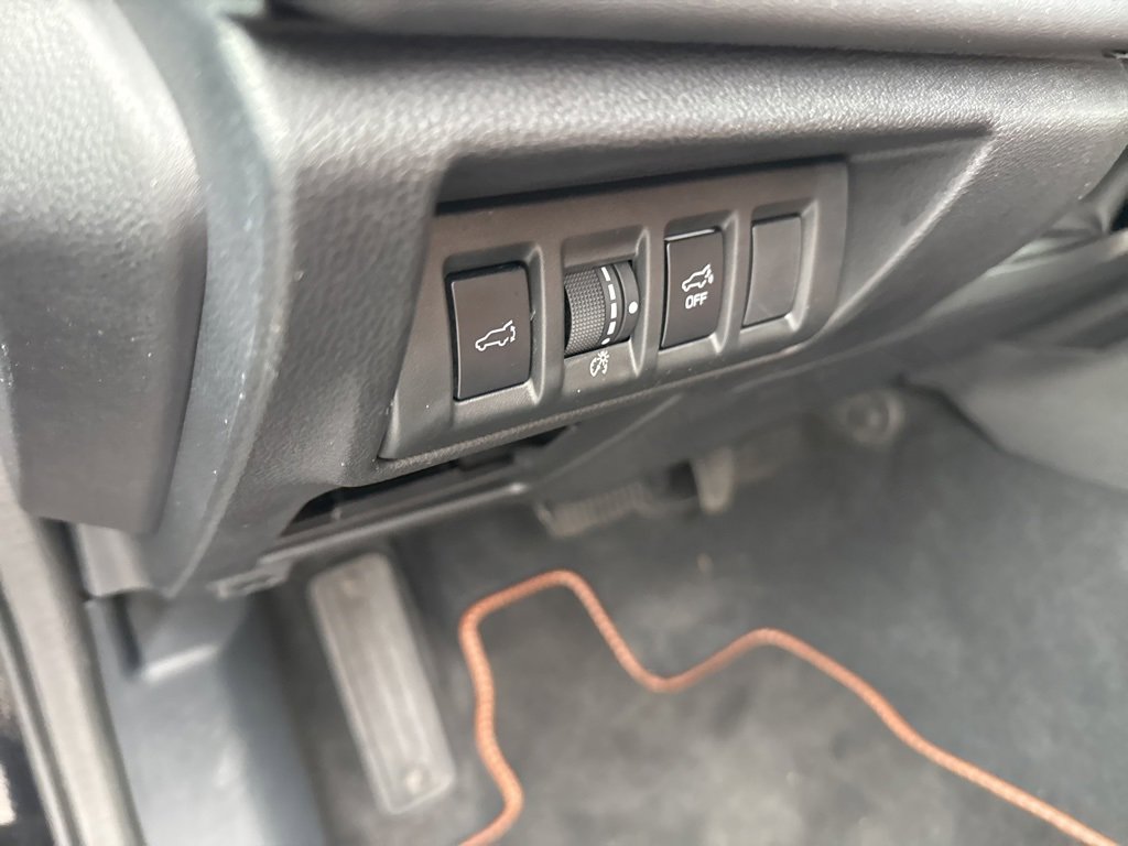 Certified 2022 Subaru Outback Touring XT w/ Popular Package #2 image 11