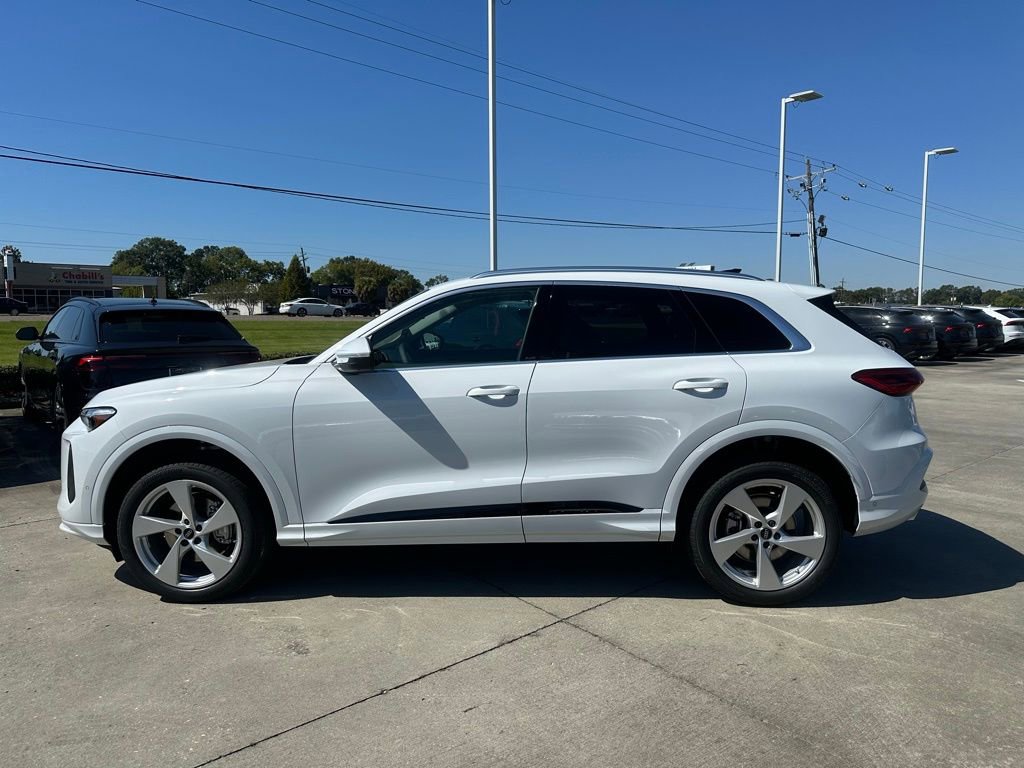 New 2025 Audi Q5 Premium Plus image 8