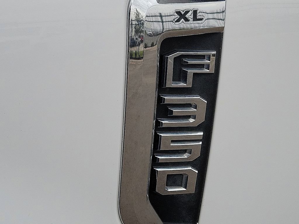 Used 2019 Ford F350 XL w/ Power Equipment Group AWD/4WD image 9