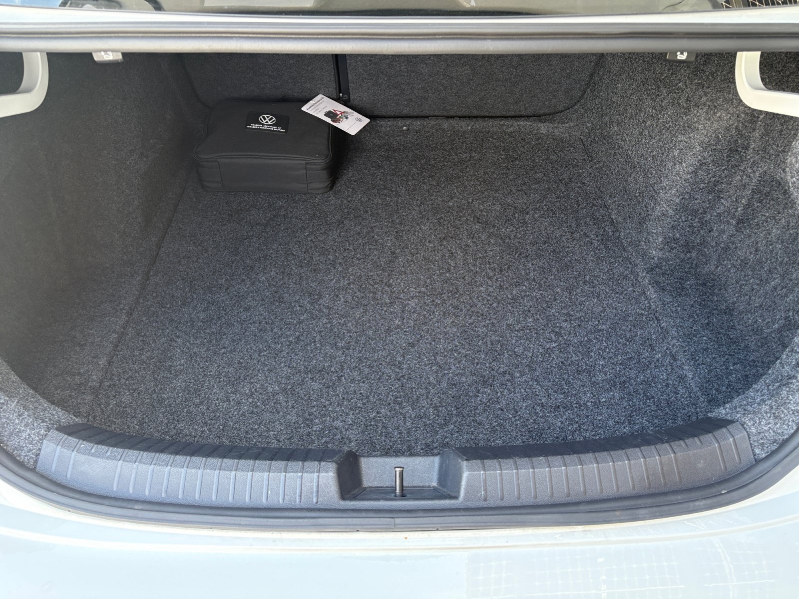 Certified 2023 Volkswagen Jetta Sport FWD image 12