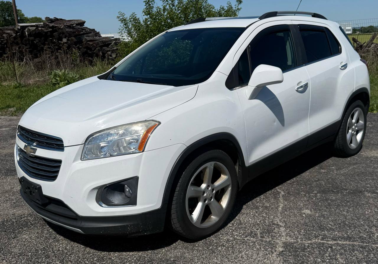 Used 2016 Chevrolet Trax LTZ FWD image 2