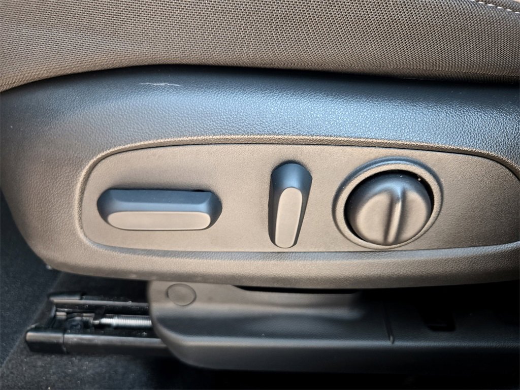 Used 2024 Chevrolet TrailBlazer LT w/ Convenience Package image 26