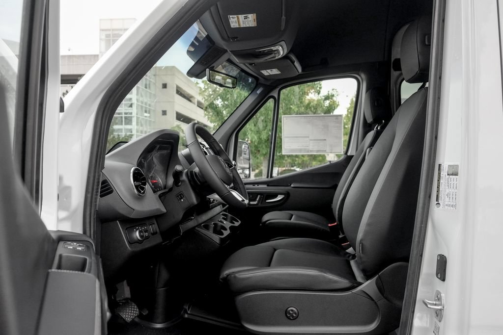 New 2026 Mercedes-Benz Sprinter 2500 image 13
