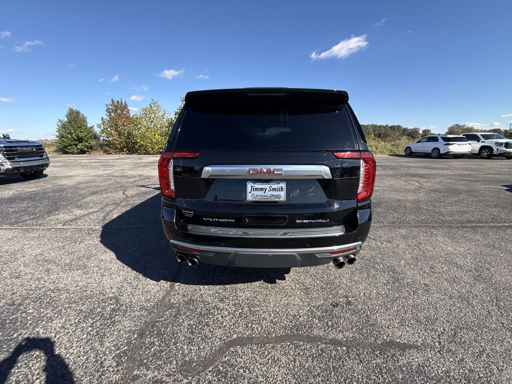 Certified 2021 GMC Yukon XL Denali w/ Denali Premium Package image 33
