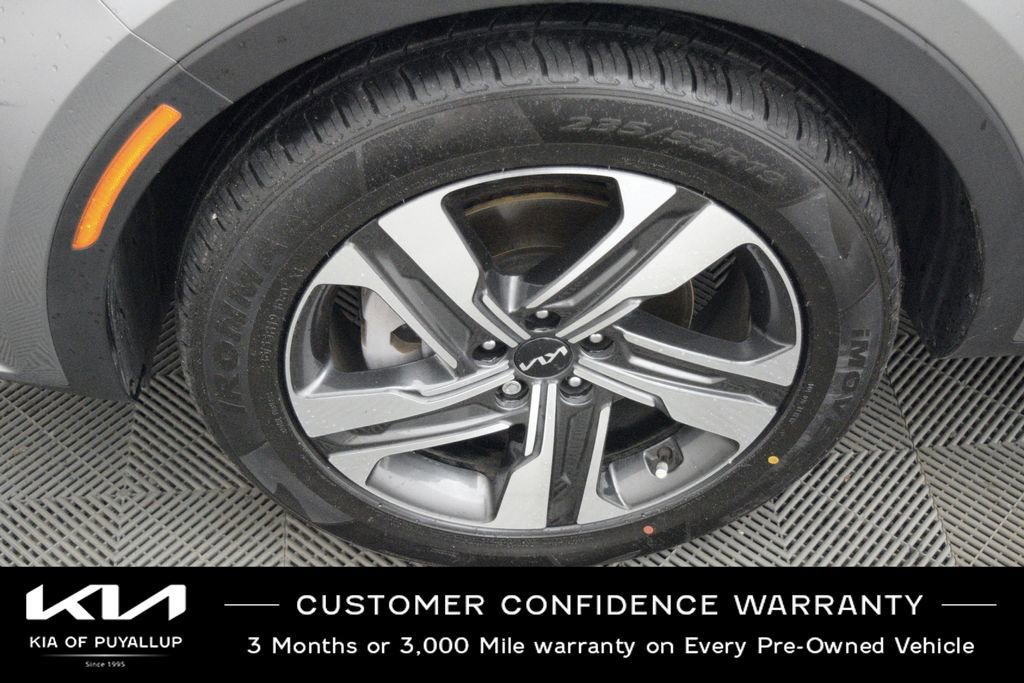 Certified 2023 Kia Sorento EX AWD/4WD image 21