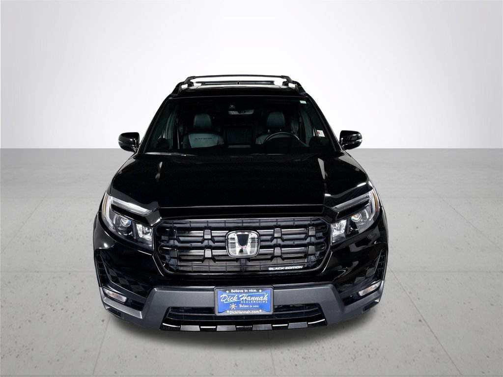Used 2025 Honda Ridgeline Black Edition image 3