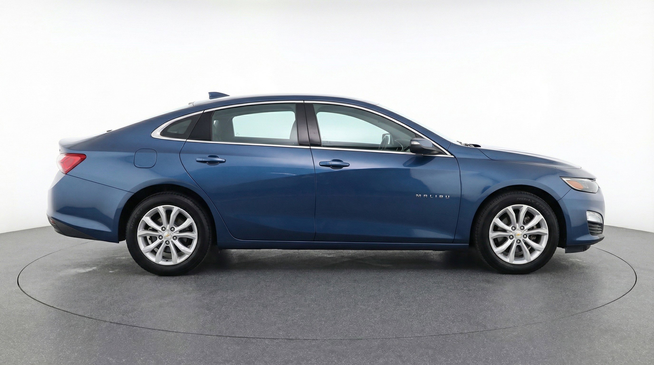 Used 2024 Chevrolet Malibu LT image 11