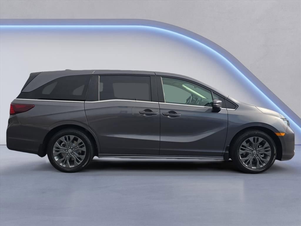 New 2026 Honda Odyssey Touring image 7