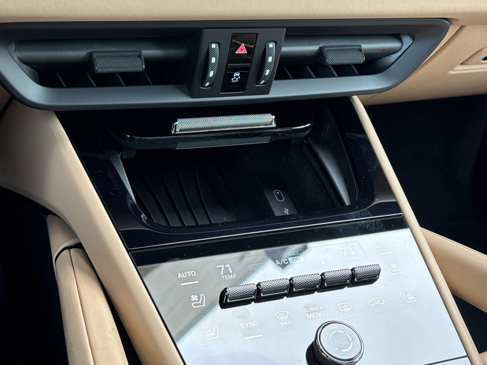 New 2026 Porsche Cayenne GTS image 25