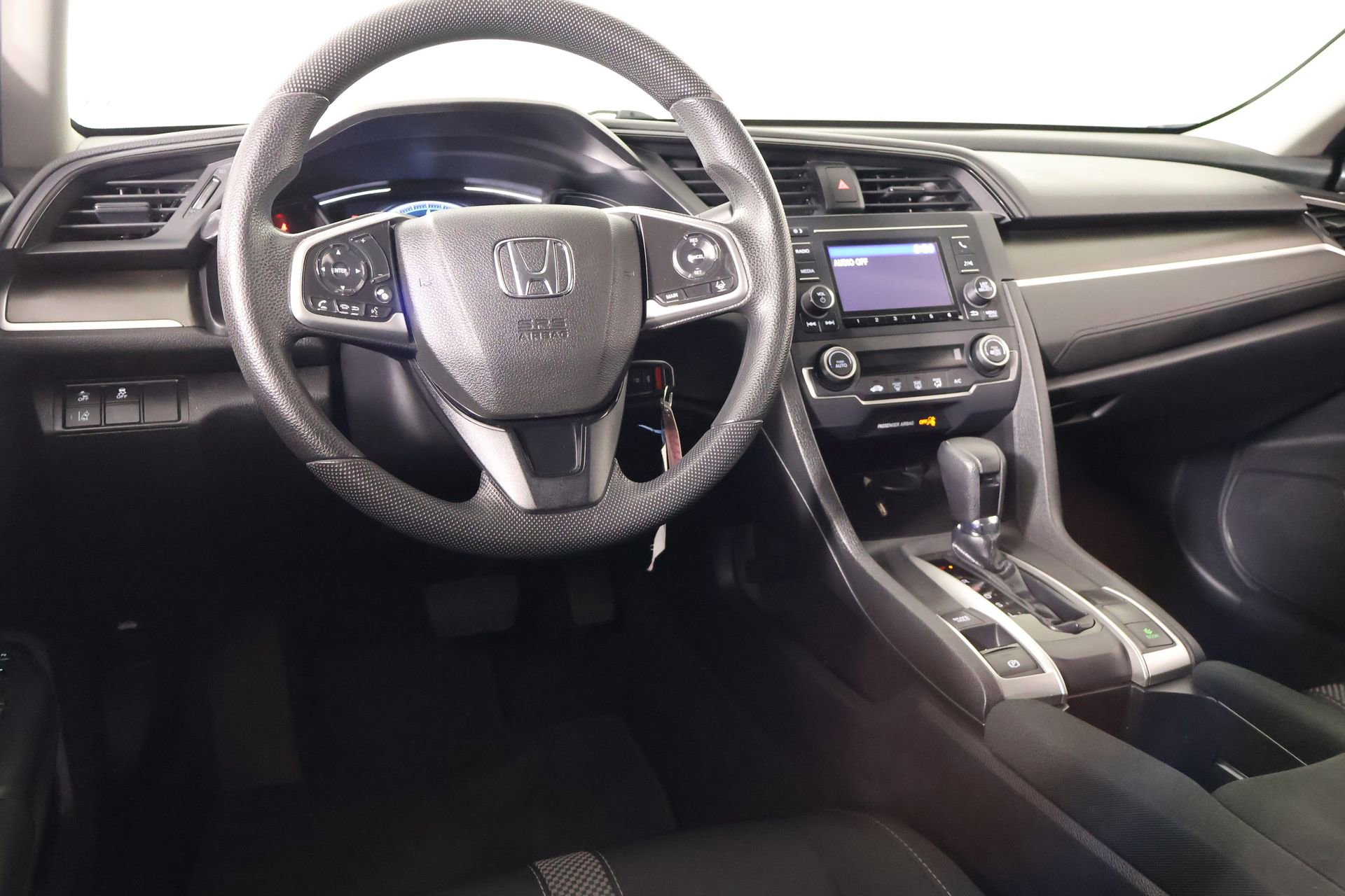 Used 2020 Honda Civic LX image 2