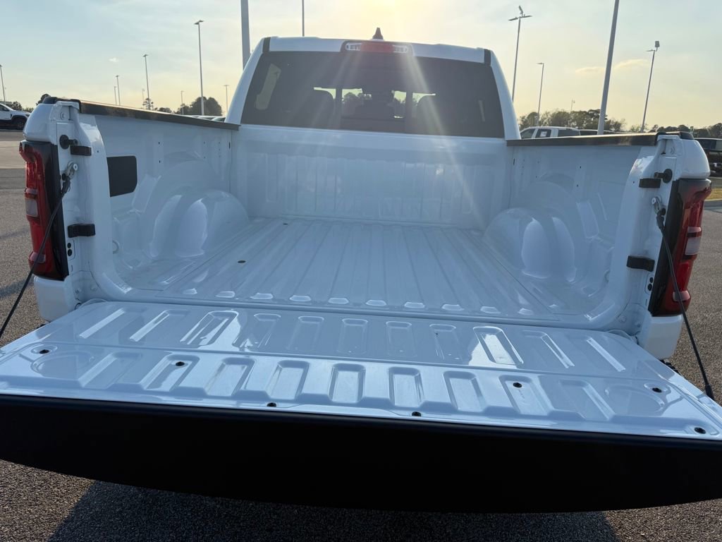 New 2026 RAM 1500 Classic Warlock image 22