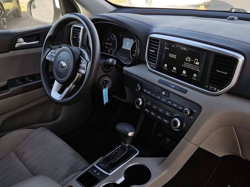 Used 2020 Kia Sportage LX image 29