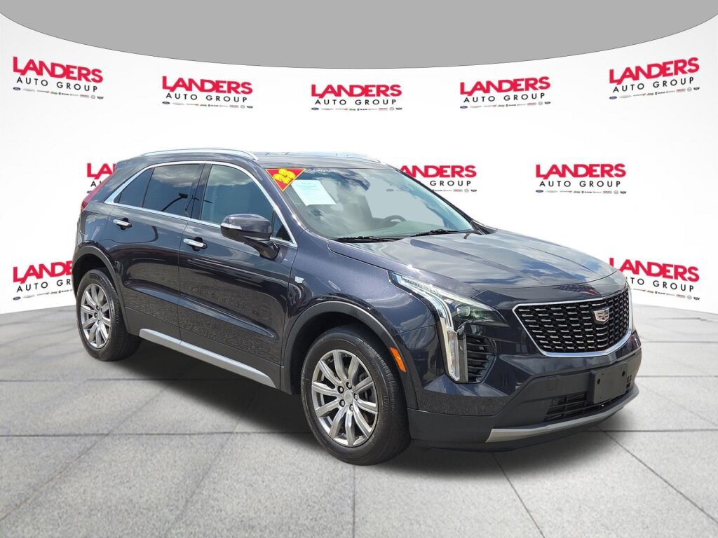 Used 2023 Cadillac XT4 Premium Luxury FWD image 1