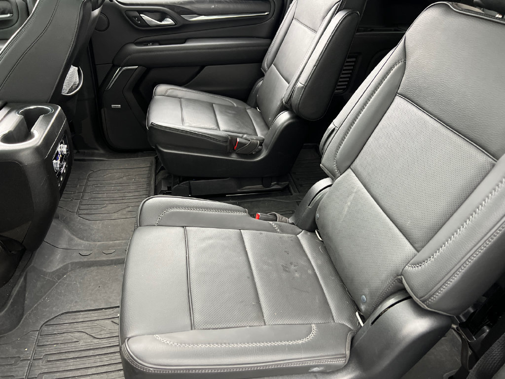 Used 2022 GMC Yukon XL Denali w/ Denali Ultimate Package AWD/4WD image 12