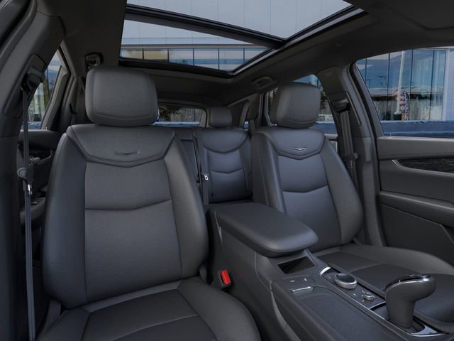 New 2025 Cadillac XT5 Premium Luxury w/ LPO, Floor Liner Package AWD/4WD image 16