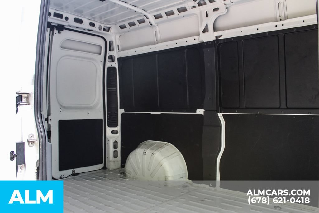 Used 2025 RAM ProMaster 2500 w/ Convenience Group FWD image 18