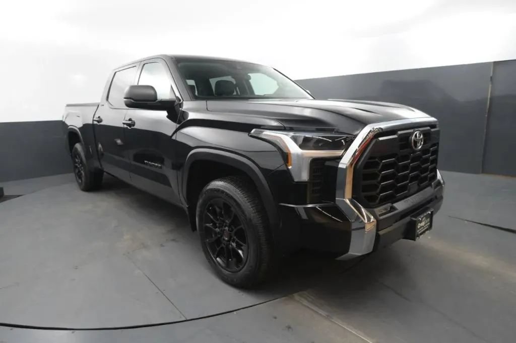 Used 2023 Toyota Tundra SR5 w/ TRD Off-Road Premium Package AWD/4WD image 7