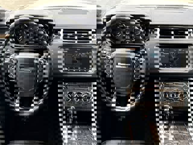 Used 2017 Land Rover Range Rover Sport SE image 16