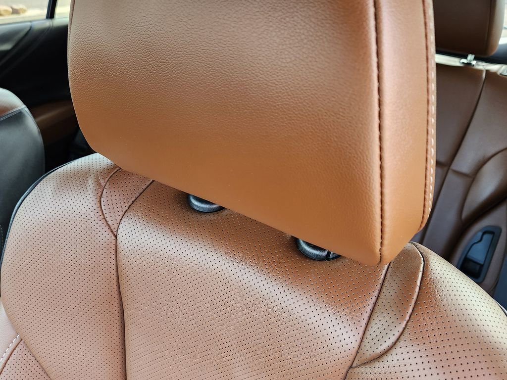 Used 2023 Subaru Outback Touring XT image 5