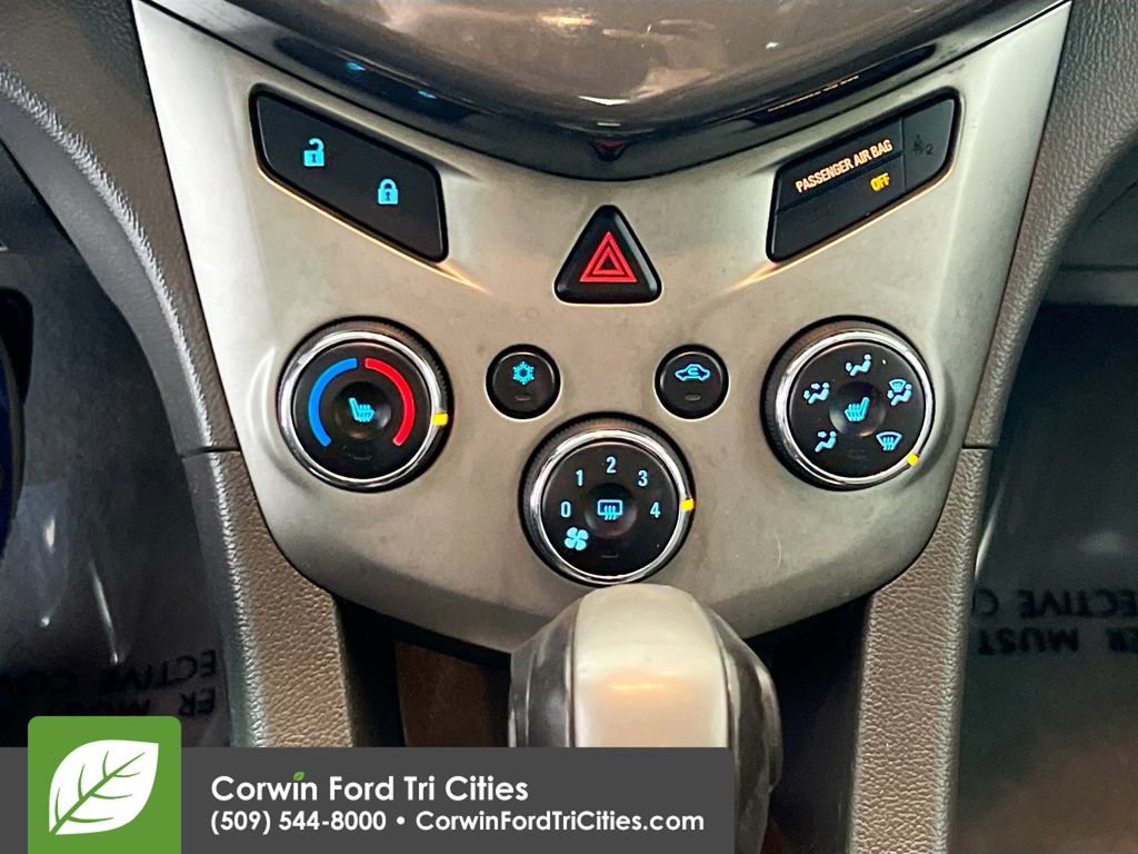 Used 2015 Chevrolet Sonic LTZ FWD image 9