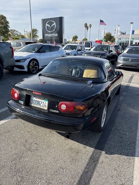 Used 1992 MAZDA MX-5 Miata image 5