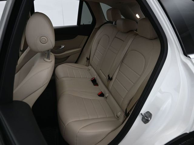 Used 2021 Mercedes-Benz GLC 300 image 26