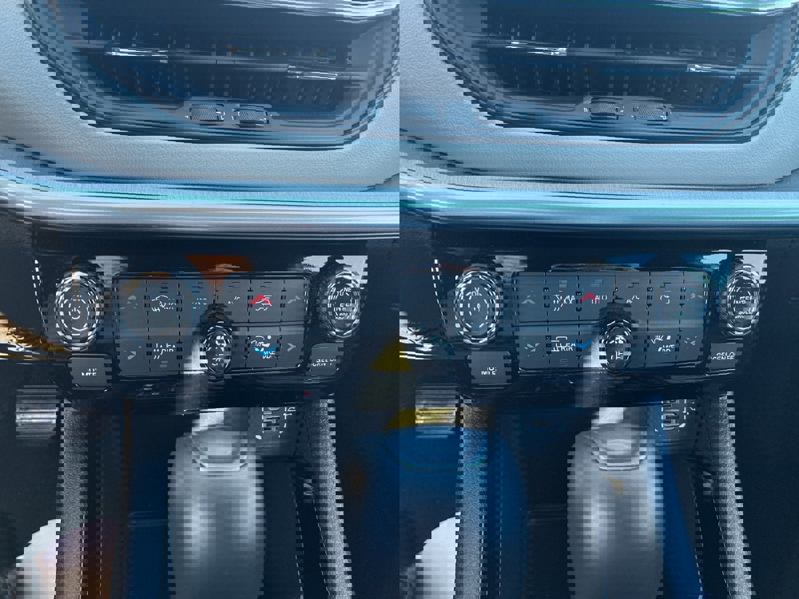 New 2025 Jeep Compass Limited image 21