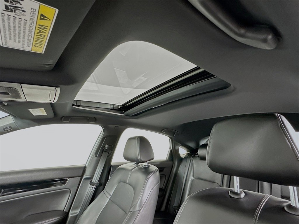 Used 2022 Honda Civic Sport Touring image 14