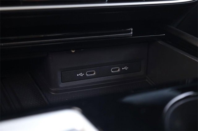 New 2026 Volkswagen Atlas Cross Sport SEL R-Line image 18