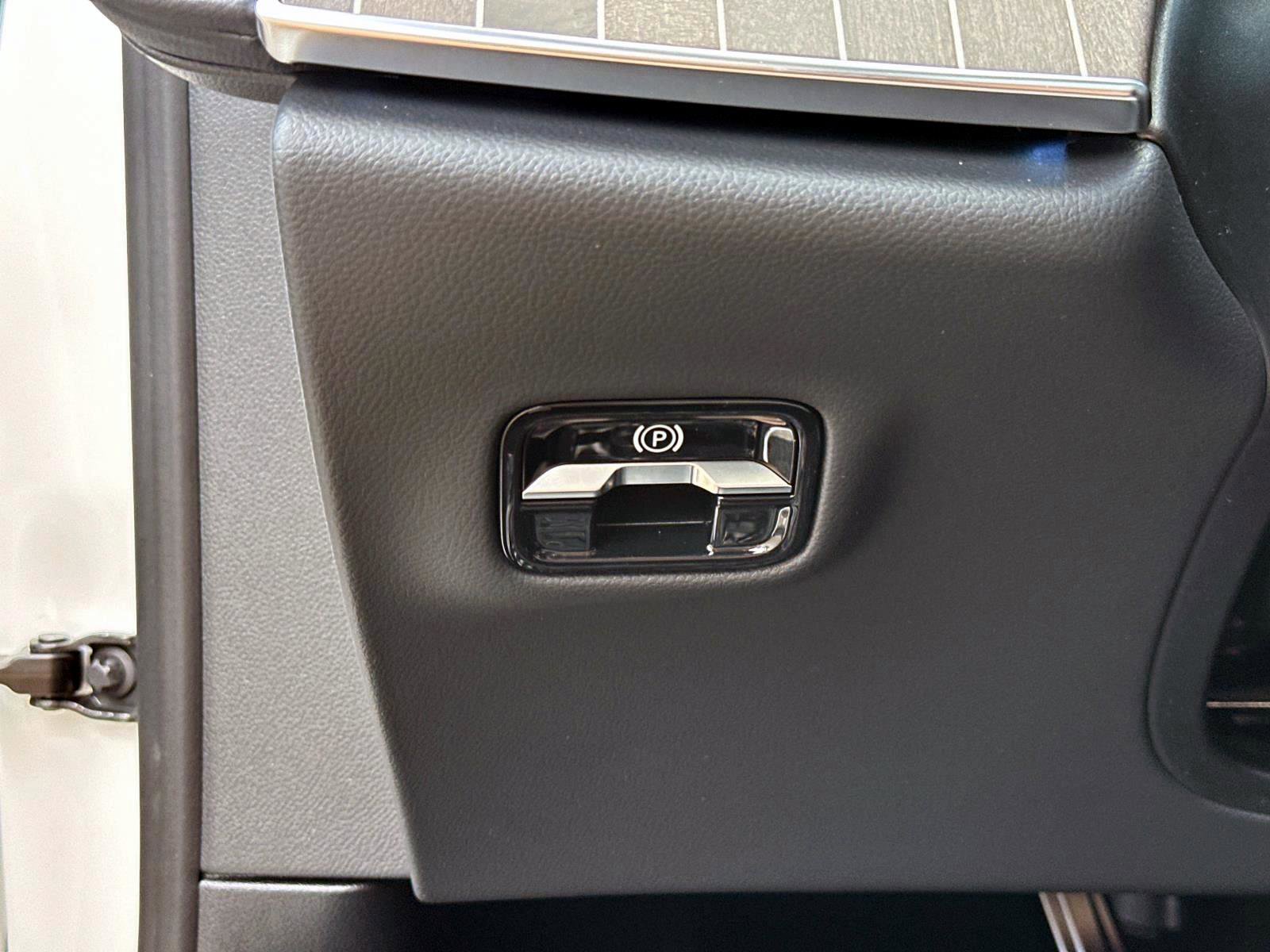 New 2026 Mercedes-Benz E 450 4MATIC Sedan image 25