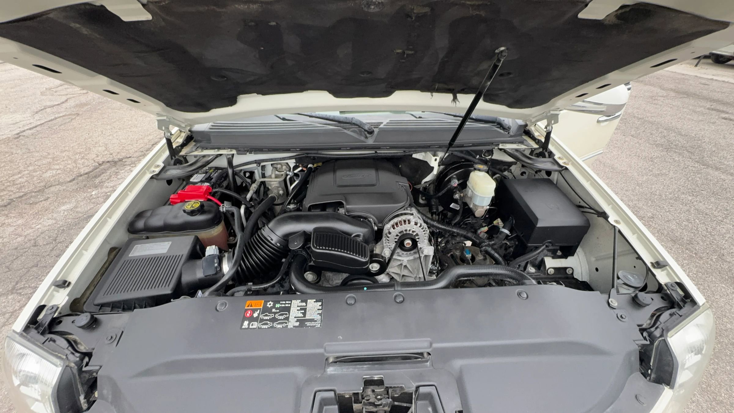 Used 2014 Cadillac Escalade Platinum RWD image 31