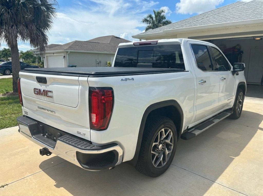 Used 2022 GMC Sierra 1500 SLT w/ SLT Convenience Package AWD/4WD image 2