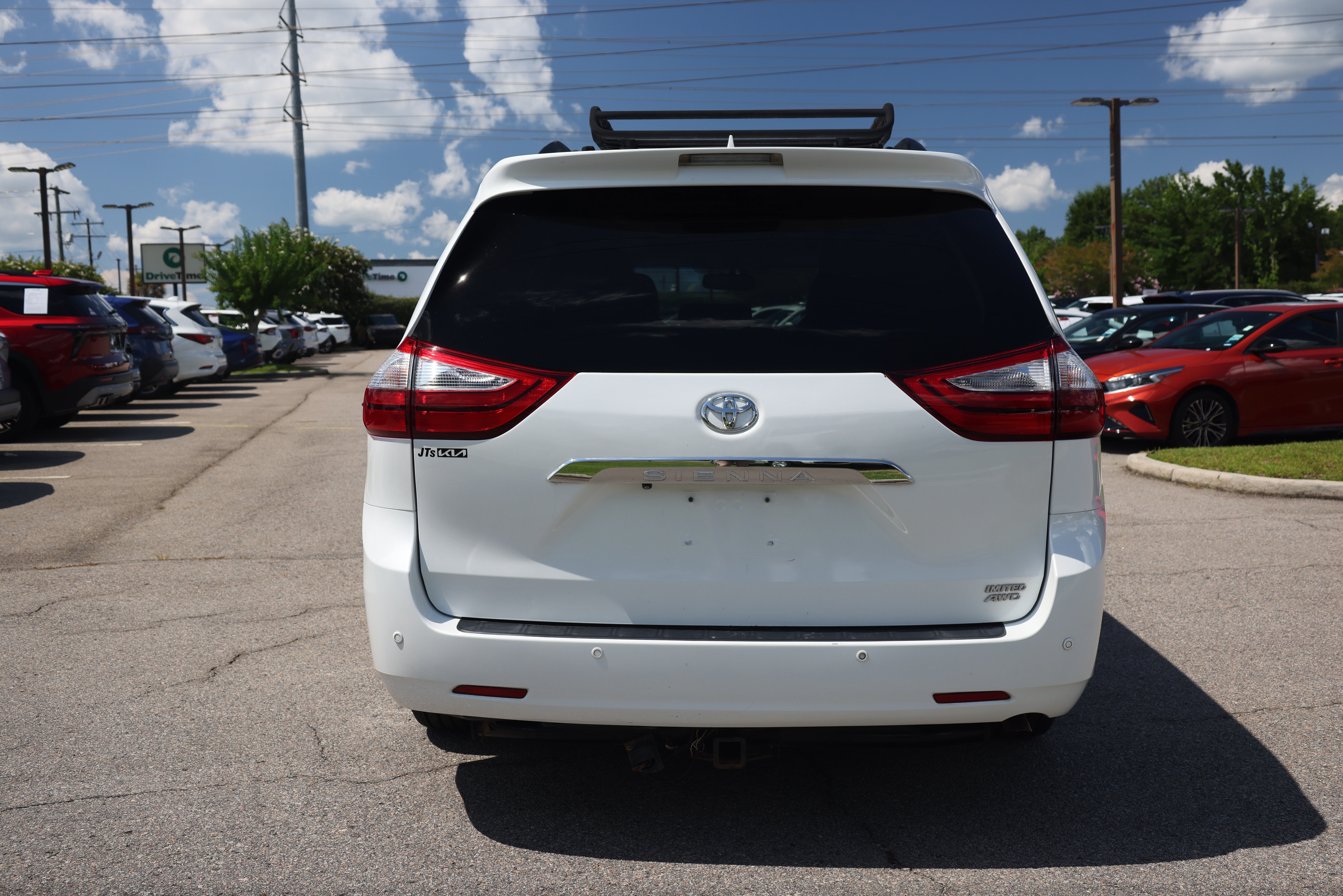 Used 2015 Toyota Sienna Limited Premium AWD/4WD image 3