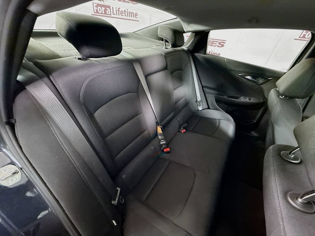 Used 2023 Chevrolet Malibu LT FWD image 27