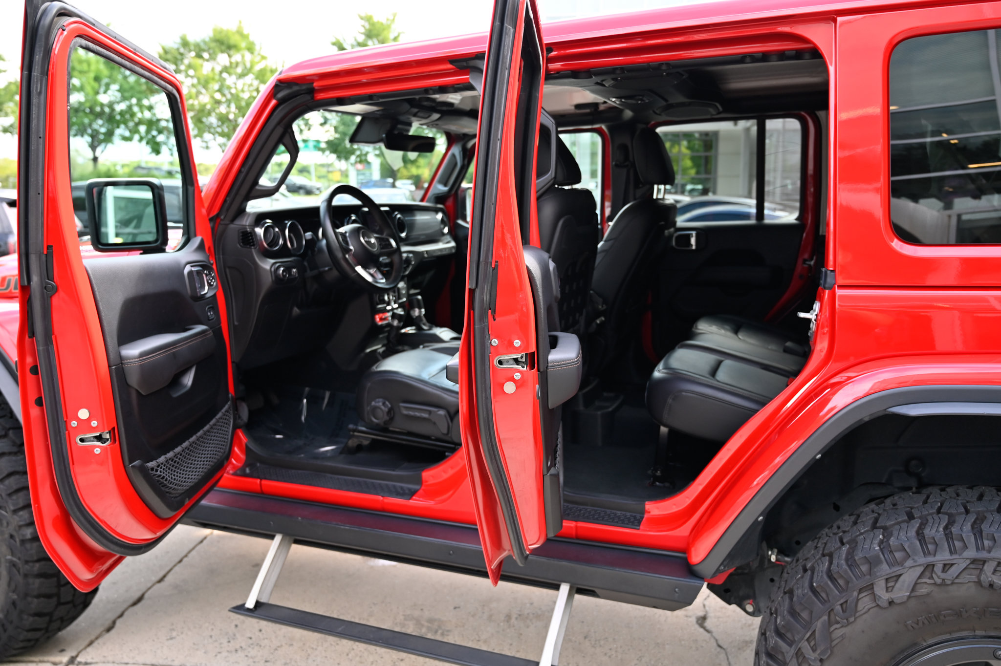 Used 2023 Jeep Wrangler Unlimited Rubicon 392 AWD/4WD image 33