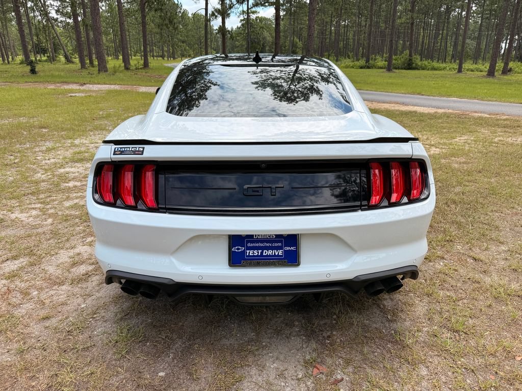 Used 2021 Ford Mustang GT Premium w/ Equipment Group 401A RWD image 4