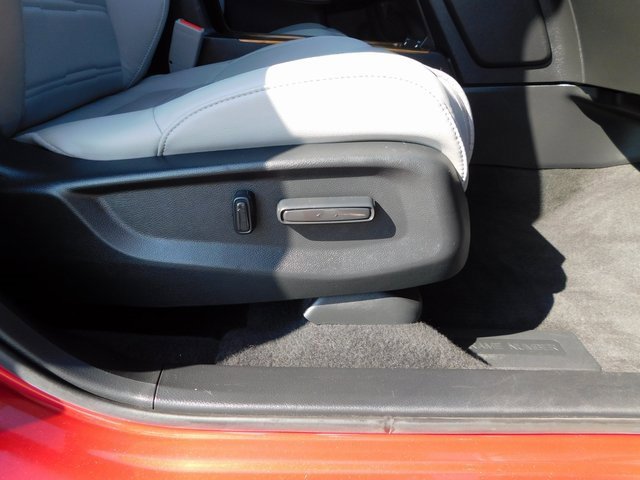 Used 2020 Honda CR-V Touring image 19
