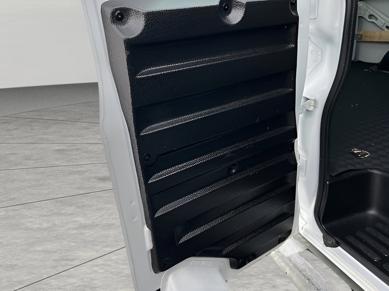 Used 2024 Chevrolet Express 2500 w/ Driver Convenience Package image 52