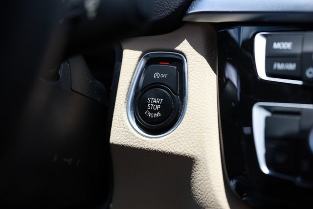 Used 2016 BMW 340i Sedan RWD image 33