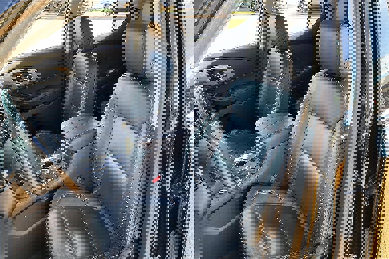 Used 2020 Chevrolet Traverse RS image 8