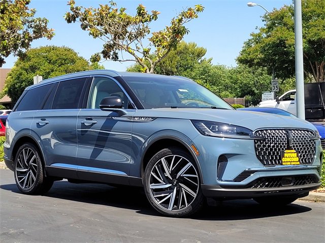 New 2025 Lincoln Aviator Reserve w/ Equipment Group 201A