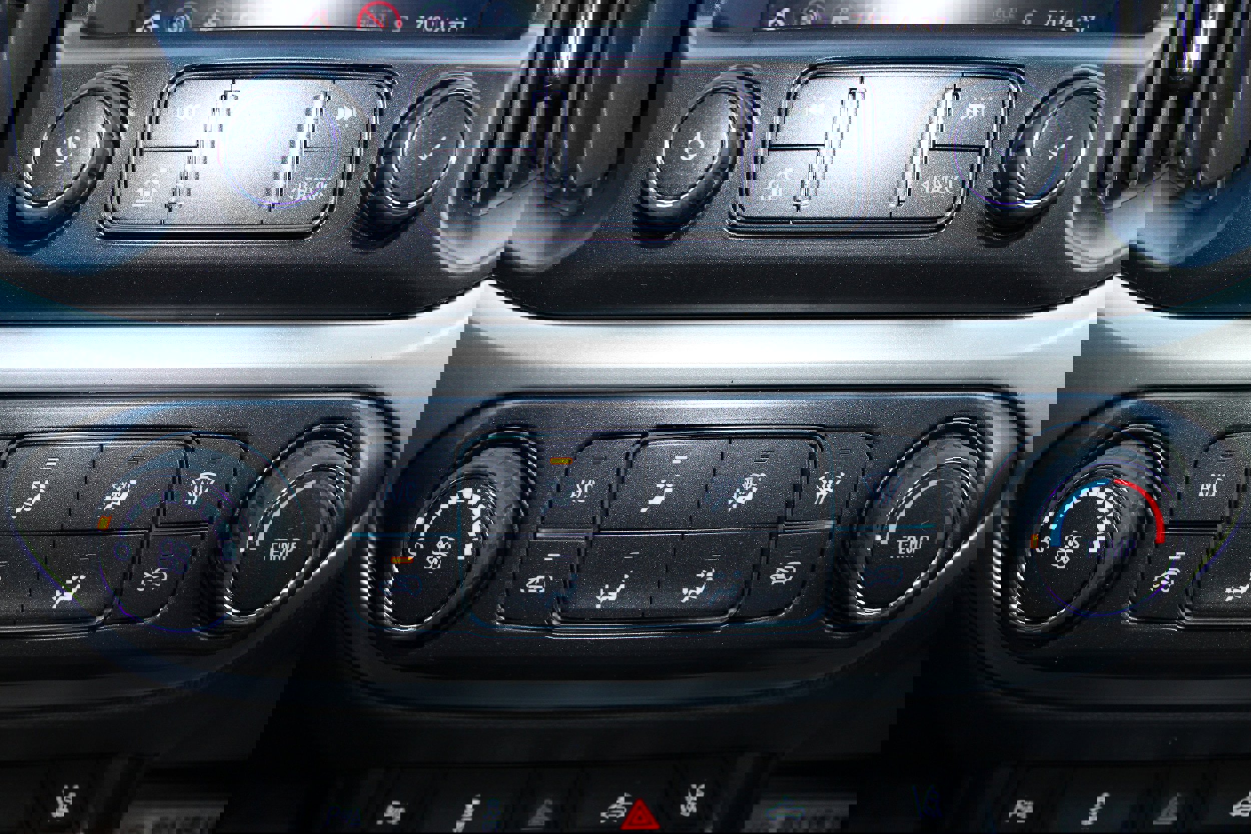 Used 2022 Chevrolet Colorado LT w/ Fleet Safety Package image 23