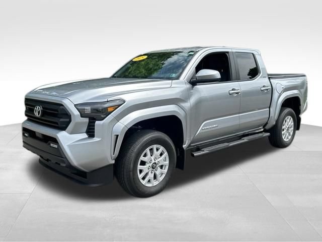Used 2025 Toyota Tacoma SR5