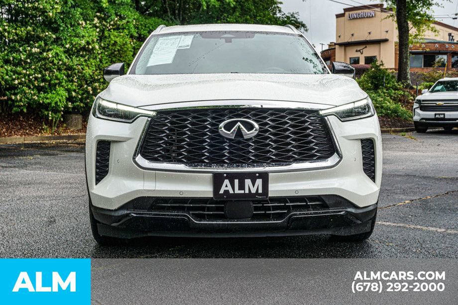 Used 2023 INFINITI QX60 Luxe w/ Cargo Package FWD image 10